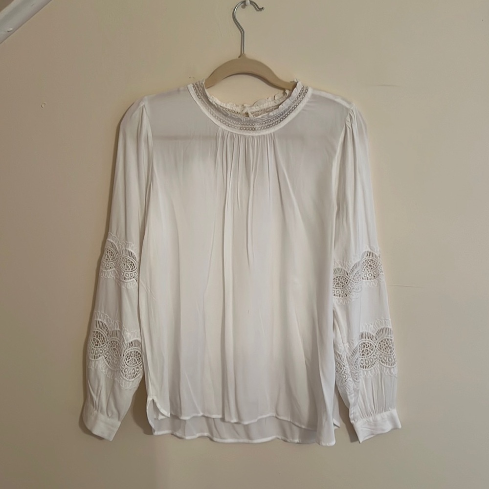 Whit blouse from loft
